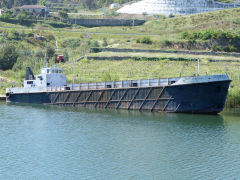 
'Jose-Rebeiro P-101-AL' on the River Douro, April 2012